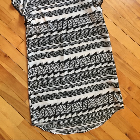 Top - Picture 2 of 4